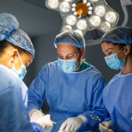 Aneurisma Poplíteo: 6 Sinais de Alerta e Como o Cirurgião Vascular Salva o Membro | Dr. Antônio Queiroz